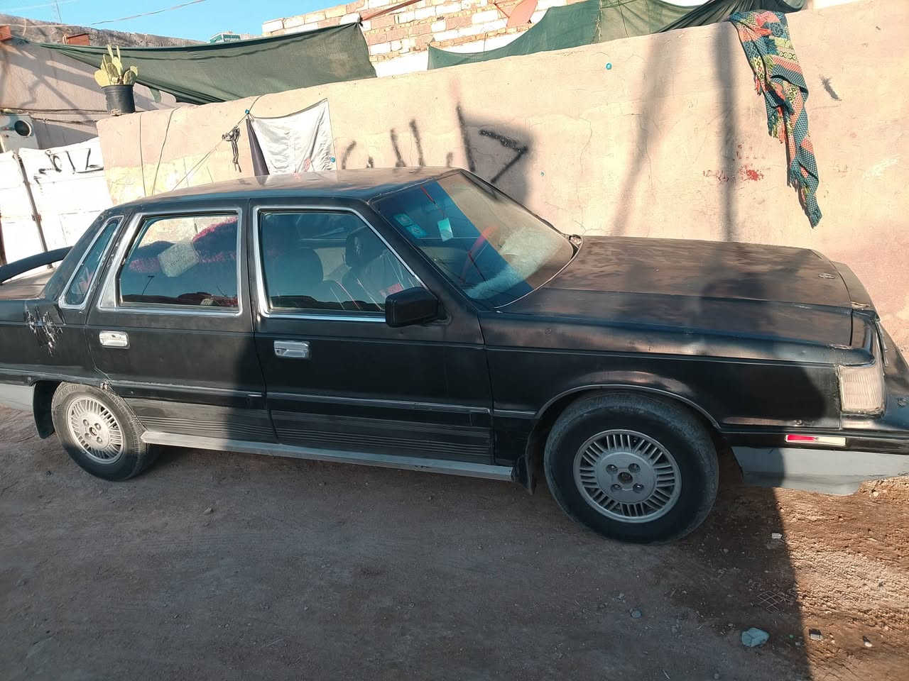 سلام عليكم سياره كلاندر موديل 1991 بسمي رقم انبار السياره نضافه مثل ما شوف بل صوره سياره بيهه صوت بل مكينه اول ما تشتغل ونوب يروح ما اعرف شبيهه هزه جديده صارهه شهرين (سياره بسمي) سنويه 2027 تصقط السعر 25 وبيهه مجال رقم *********** بيع او مراوس حسب القناعه
