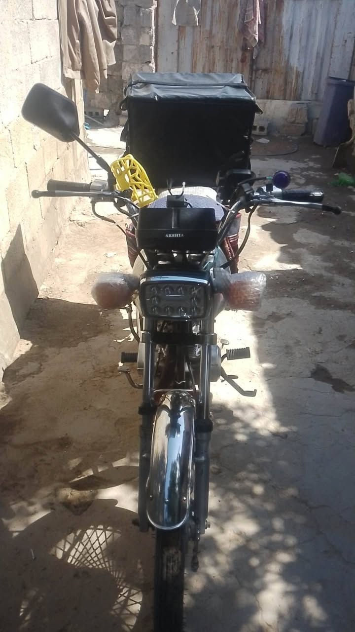 سلام عليكم دراجه للبيع متوازي ع بيعتها لدراجه كلك كلك مكفوله من لصرقه ولعشاير لدراجه حلوه لانضوح ولاتبخير مكاني كربلاء حي لنصر قرب ملعب كربلاء


**إذا كنت صاحب هذا الإعلان وتريد حذفه لأي سبب، رجاءا أرسل رسالة إلى الدعم الفني**