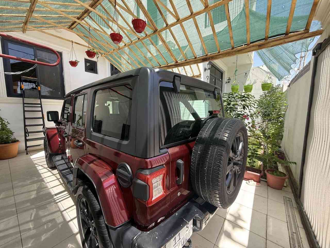 Jeep Wranglerموديل
2021
ثلالث انظمة بنزين كهرباء هايبرد السياره بحالة ممتازه  سعة المحرك 2000 رقم الشاصي ( 1C4JJXP66MW738666)
السياره كلين فقط حرق بسيط في باب الصندوق الخلفي السياره استخدام شخصي على ايد وحده . رقم بغداد باسمي  مكان السياره محافظة الديوانية السعر 220 ورقة رقم التلفون ***********
