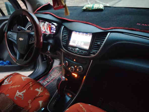 بعد اذن الادمن 
شوفر ليت تراكس موديل ٢٠٢٠  فول مواصفات عدا البصمة محرك ١٤٠٠ تيربو رقم واسط الرقم الدولي الجديد تحويل بأي مكان بأسمي
سيارة مال جناي بناتيه 
جام كهربائي 
كشن كهربائي 
كير محرك مكفولات
السعر ١٢٠
 ***********
ملاحظة/ مراوس بتوسان ترهم
