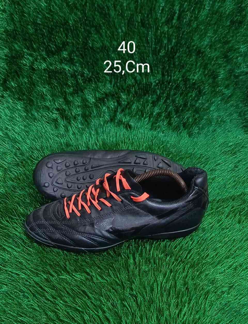 👟رسمي  تران شوز واحذية قدم 
اووربي اصلي  مستخدم  قياسات مختلفه 
لمعرفة الاسعار راسل الحساب 📱💐 
***********يوجد توصيل جميع المحافظات 🚛
