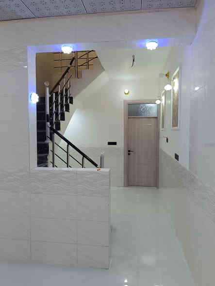 كربلاء مجمع الوردة السكني  للبيع بيت المساحة 50 متر طابقين غرفتين نوم بناء حديث مسلح كونكريت درجة اولى
 متوفره خدمات كاملة ماي مجاري كهرباء شوارع تبليط للباب
📌 الموقع طريق يا حسين طريق الزوار قرب مدينة الزائرين  
اقل من ١٠ دقائق بسياره  للامام الحسين عليه السلام 
طابو زراعي إقرار محكمه سند 25 
السعر البيت  55 مليون  شغل درجة اولى 
للاستفسار والاتصال 
ابو يوسف ***********
ابو يوسف ***********
.... متواجد واتساب،، ✨♥️
