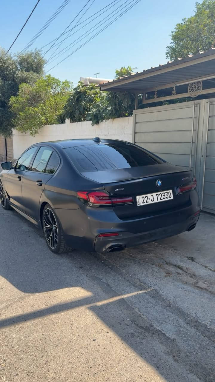 Bmw m540i
2020 
37 mil 
٤ قطع كلير + نص جاملغ خلفي صبغ 
بدون ايرباك 
بدون شواصي كلشي بشرط
***********
