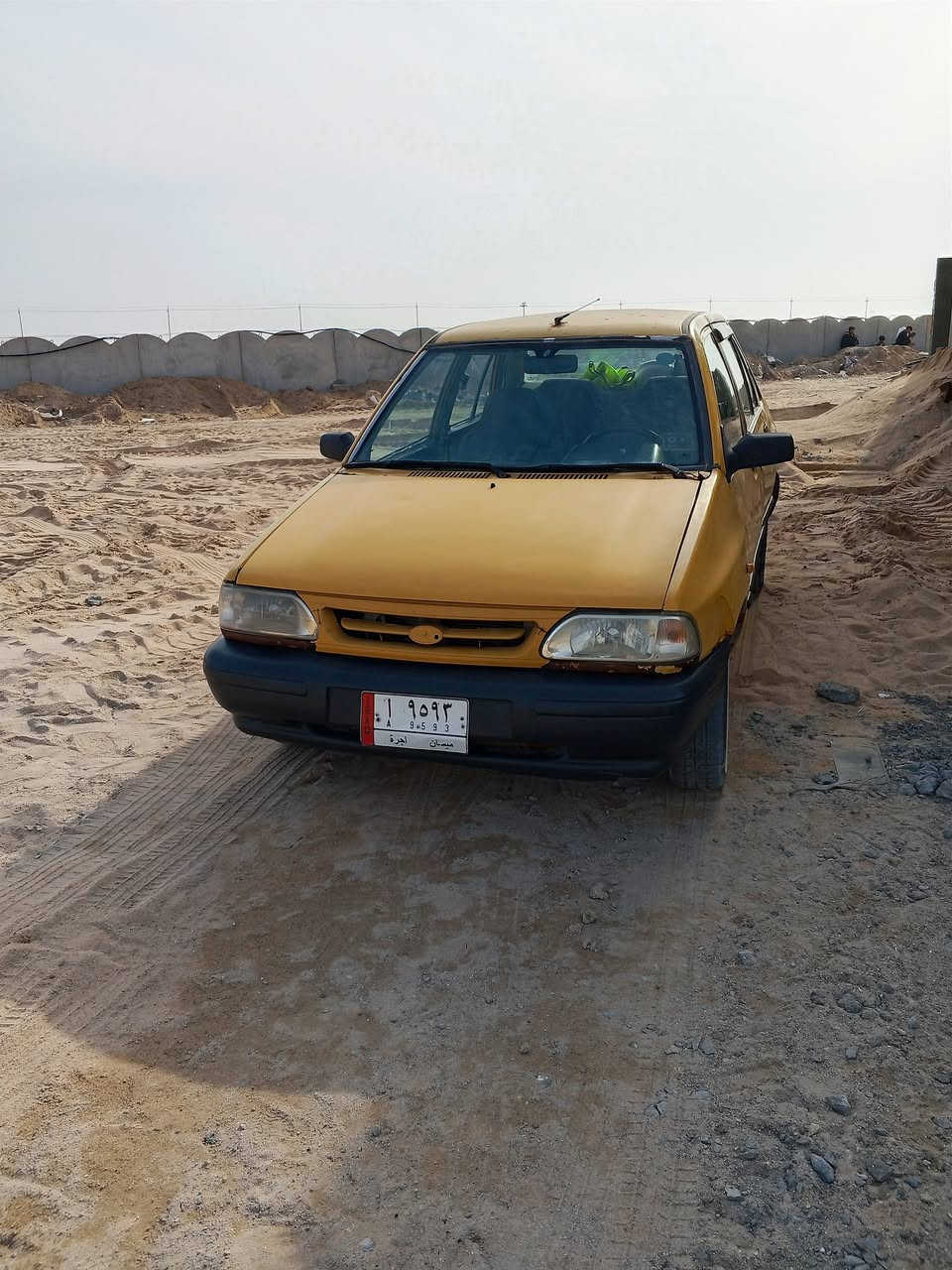 السلام عليكم سايبه مديل 2010 سياره بدي حلو وبي شوفه حلوه برانكيتات نضاف. محراك حلو  يشهد الله داوم بل بصره يوميه روح وجي امشي كله 90 حدايه والله قبل سبوع ودبلات هم تايرات جداد ابو الخطه نضاف حته سبير بيها. رقم سياره ميسان وراعيها ماندله  تكفل عشائر سعرها 12 مكاني زبير دور ضباط رقمي ***********
