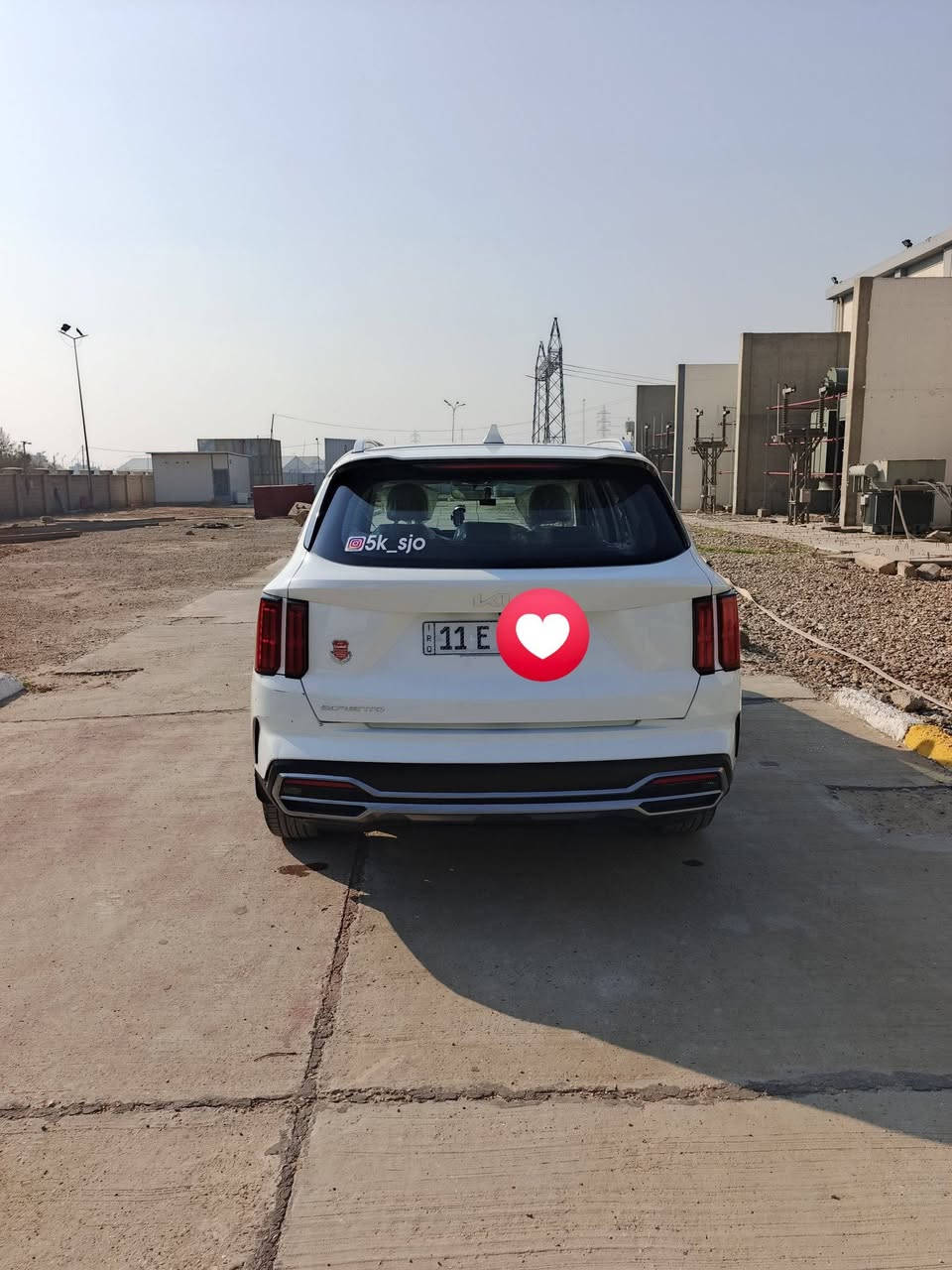 سلام عليكم للبيع كيا سورنتو موديل 2023
رقم بغداد الدولي فول موصافات 

6سلندر

 بنوراما

٧ راكب

٣ قطع تبريد

بصمه 

كرسي السايق كهرباء

جنطه كهرباء

كامره خلفيه

شاشه كبيره

شاحن موبايل

حساس امامي خلفي

وباقي المواصفات المعروفه

ماشيه 70 الف

مكفوله من الصبغ والضربه والتبديل

السيارة جديدة بمعنى الكلمة

بيها بارد باب عكس السايق فقط الباقي كفالة عامة

عنواني بغداد مدينة الصدر

 السعر ٣١٠ وبيها مجال

للاستفسار ***********
