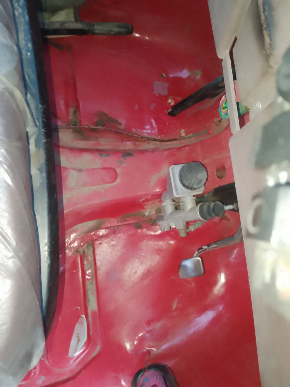 السلام وعليكم تكتك 18 للبيع كامله اي نقص ما بيها كبل للشارع مرقمه بسمي تحويل ثاني يوم كهرباءيات كلها شغاله مكينه 20 عنوان الحسينيه مال الراشديه سعر 5500 قفل رقم تلفوني ***********
