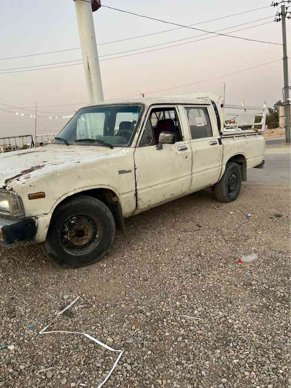 تویتا ١٩٨٠
سەنەوییە بەشەرتی ئەوەلیات  
بەشەرتی گێر و مەکینە و تەقەو رەقە 
شانسی بەشەرت چوار تاییەی باشی لەسەرە 
ناونیشان هەولێر 
سعری ١٦ معامەلە 
*********** أربيل, العراق
