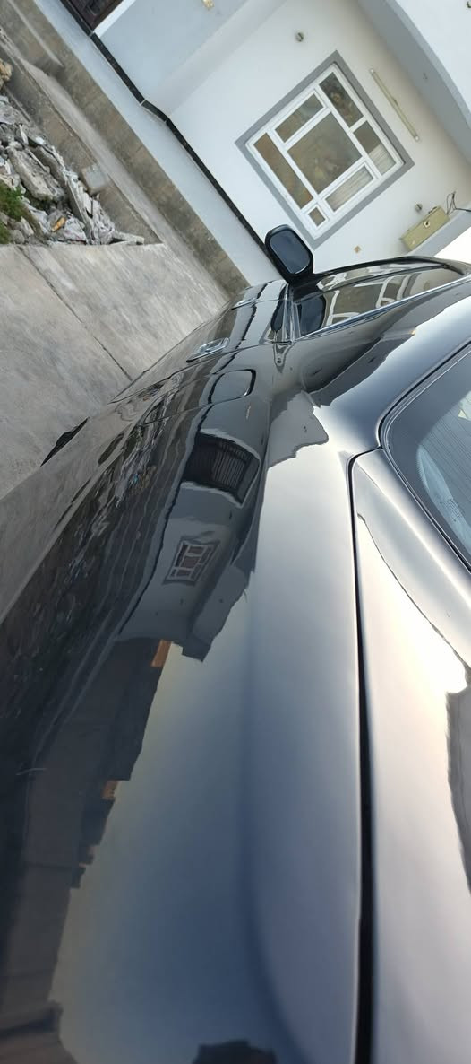 السلام عليكم
كراون بطه موديل١٩٩٥ منفصل 
كفاله من الكص والنقل وكافه الاوصليات
رقم بغداد دولي ل٣٠ 
كير مكينه حاويه١٠٠٪ شلعه وبطناش 
صدر امامي خلفي جديد وتخم تاير تراي وين يعجبك
السعر٤٨ صلاح الدين بلد 
***********
