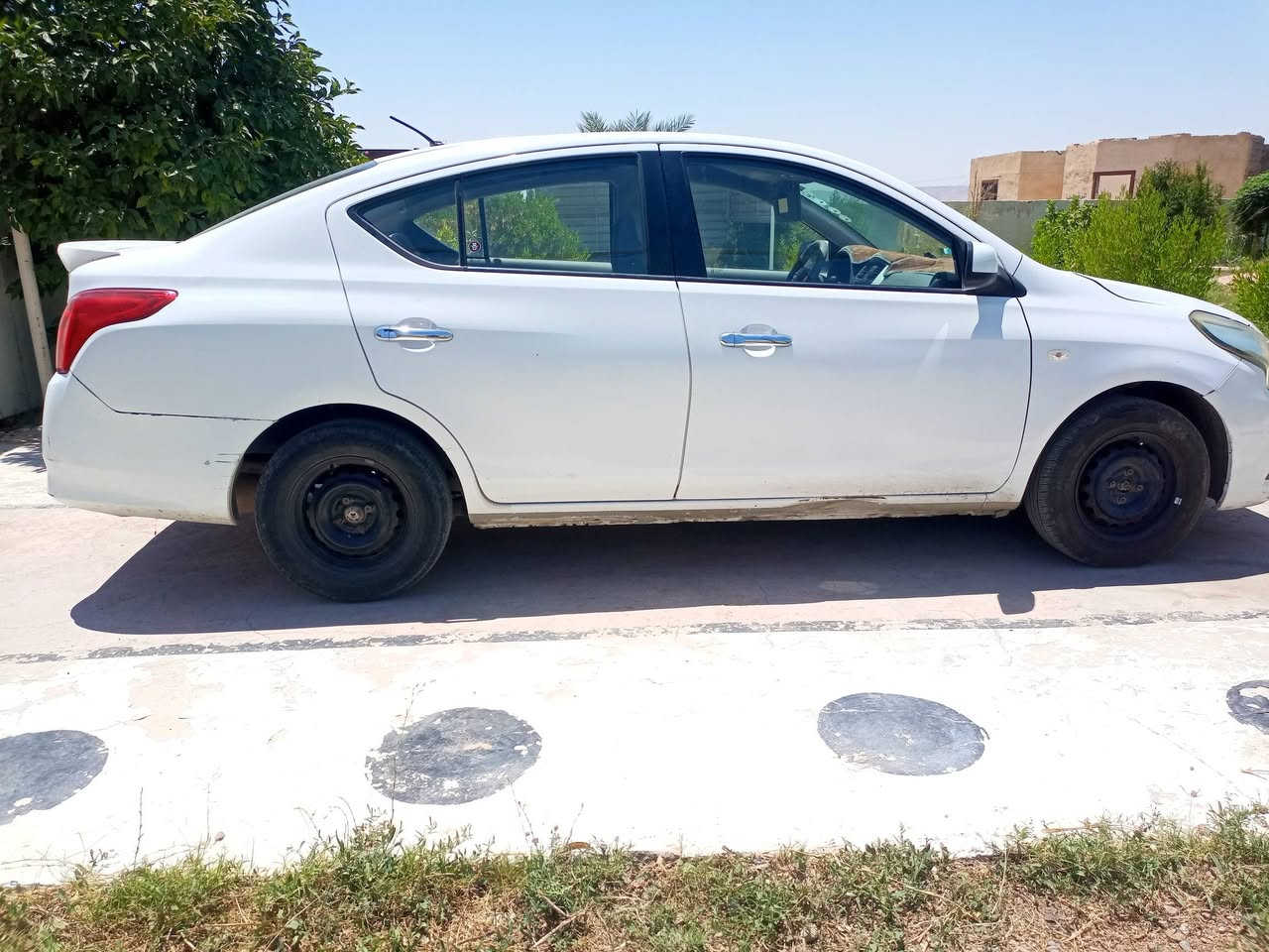 نيسان سني هندي للبيع
موديل 2016 

رقم اربيل سنويه لل 28 

شرط التحويل

قطعه وحده صبغ الجاملق الخلفي فقط 

و بيها مكانين بارد 

(محرك كير كفاله) 

تبريد ثلج 

صدر جديد

تايرات جدد

السعر 95 و بي مجال 

العنوان كركوك الحويجه العباسي 

الاتصال ***********

واتساب***********
