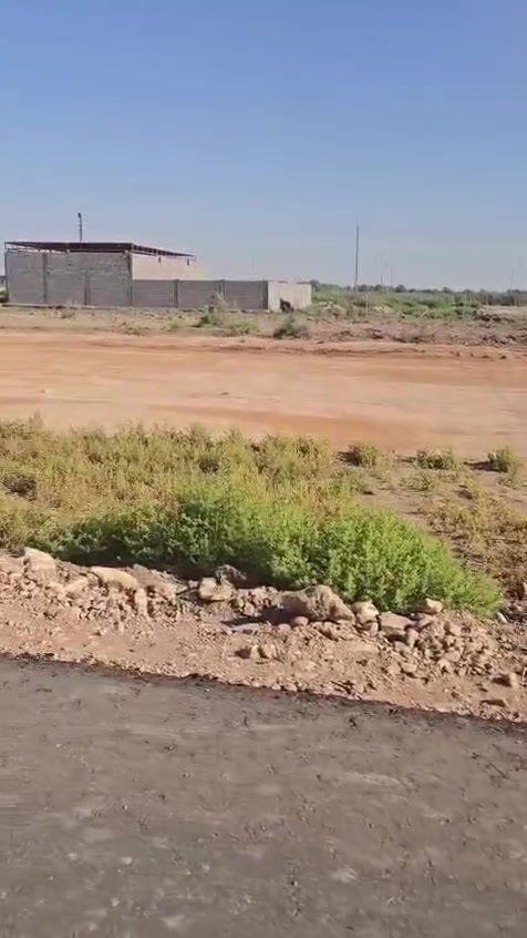 السلام عليكم 
قطعه ارض للبيع المساحه الكليه 400. طابو زراعي سند 25 تحويل مباشر القطعه كلش قريبه عالشارع العنوان حله شارع 100 الرابط بزل حجي علي السعر 35. للاستفسار الاتصال على الارقام التاليه 
***********
***********
أو زياره مكتب 🛣️ السور الامين شارع 100. قرب مدرسة الطفوف
