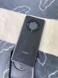 عندي هونرx9bمكفول من العطل شتريتة على ايدي لون اسود ذاكرة256 الشاحنة ض...