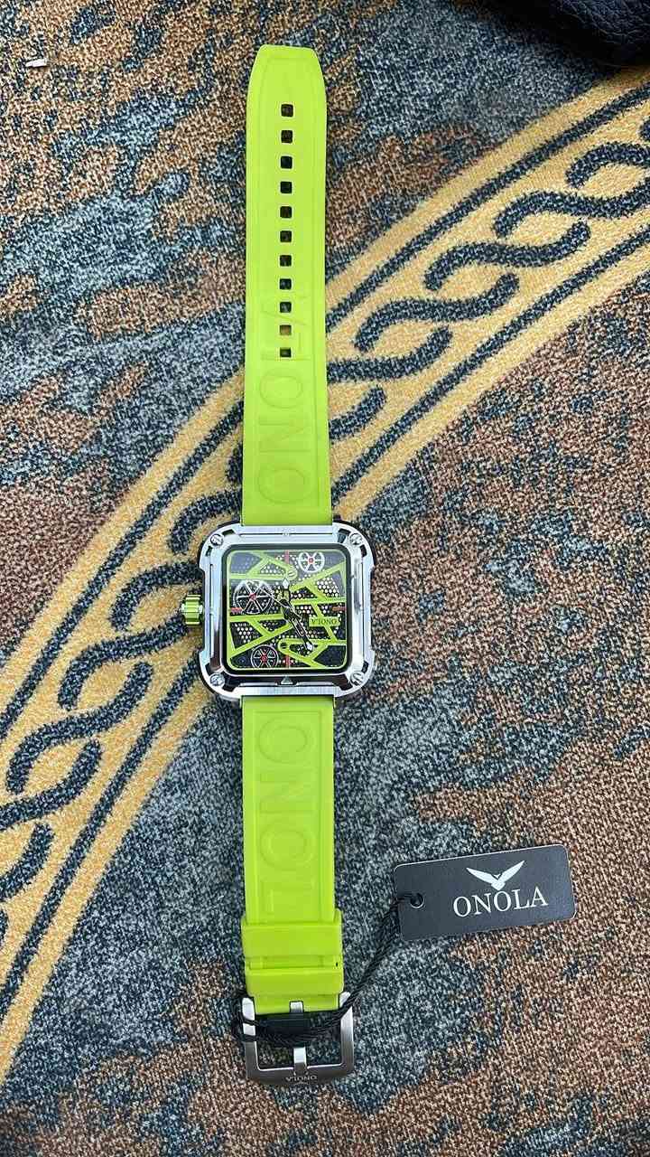 ساعه اوتو جديده اصلي مال امزون اعلى سعر ابيع وبالعافيه عليك راسلني خاص


**إذا كنت صاحب هذا الإعلان وتريد حذفه لأي سبب، رجاءا أرسل رسالة إلى الدعم الفني**