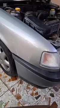 عندي سياره للبيع اوبل فكتره موديل تسعين السياره كفاله عامه وتحويل ثاني...