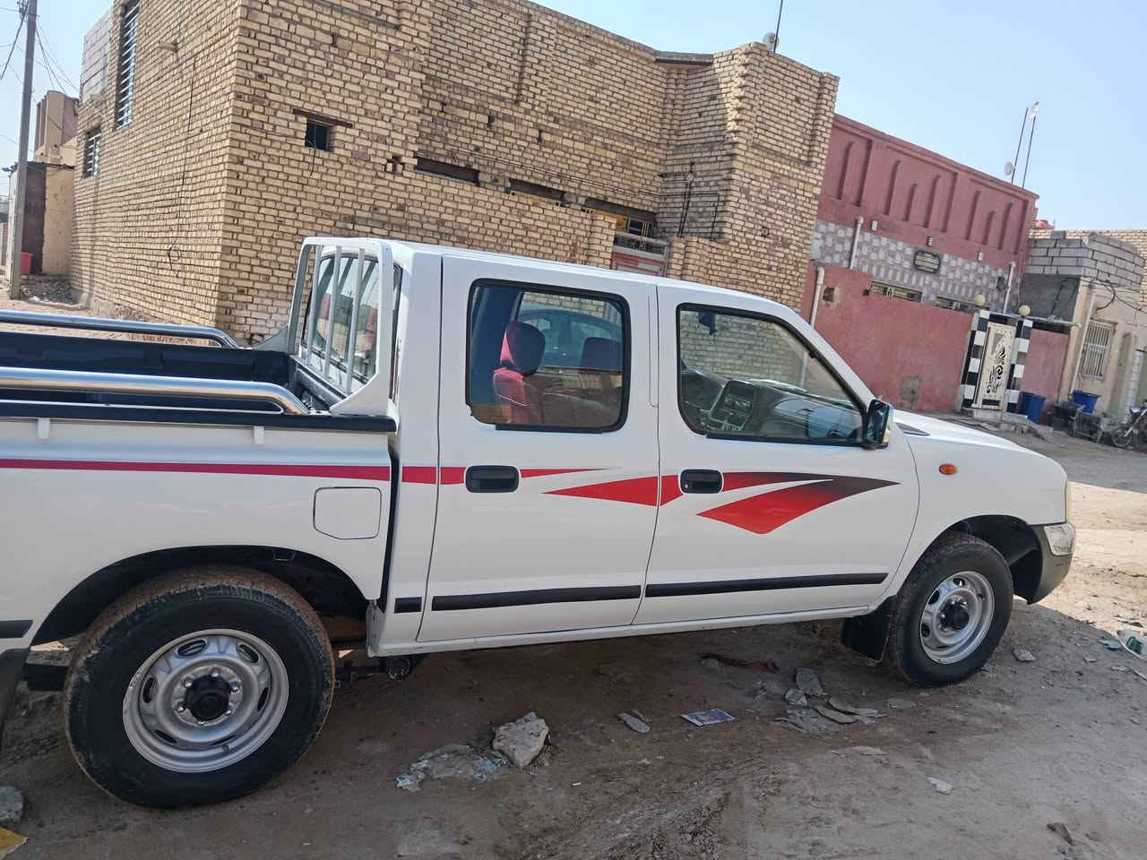 نيسان موديل 11 جديده كفاله عامه من الخياس وصبغ وتبديل بسمي مداور ثاني يوم السعر ١٣٥ وبيه مجال *********** مكان السياره الديوانيه قظاء الشنافيه
