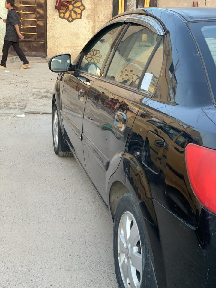 يالله 
كيا ريو موديل ٢٠١١

رقم بغداد الجديد باسمي 

السعر ٨٥ وبيها مجال للشراي 

العنوان بغداد الشعله 

***********

مابيها لاتبديل ولا صبغ سونرها موجود
