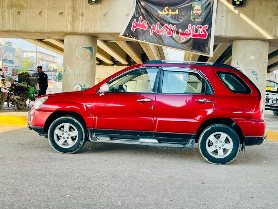 للبيع سبورتج 2009 خليجي رقم بغداد محرك 2000لاتبخير ولا تنقيص مكفول كير مكفول صدر نظيف تبريد تدفئه شغاله تخم تايرات جديد كهربائيات كلها شغاله مسجل شاشه سلات روف شغال لايت زنون  مثبت سرعه مري شفط صبغ حزام بدون ضربه دواخل سياره جاهزه. #السعر 86وببها مجال حك الجيه #المكان ديالى خالص سراجق #الاستفسار ***********

