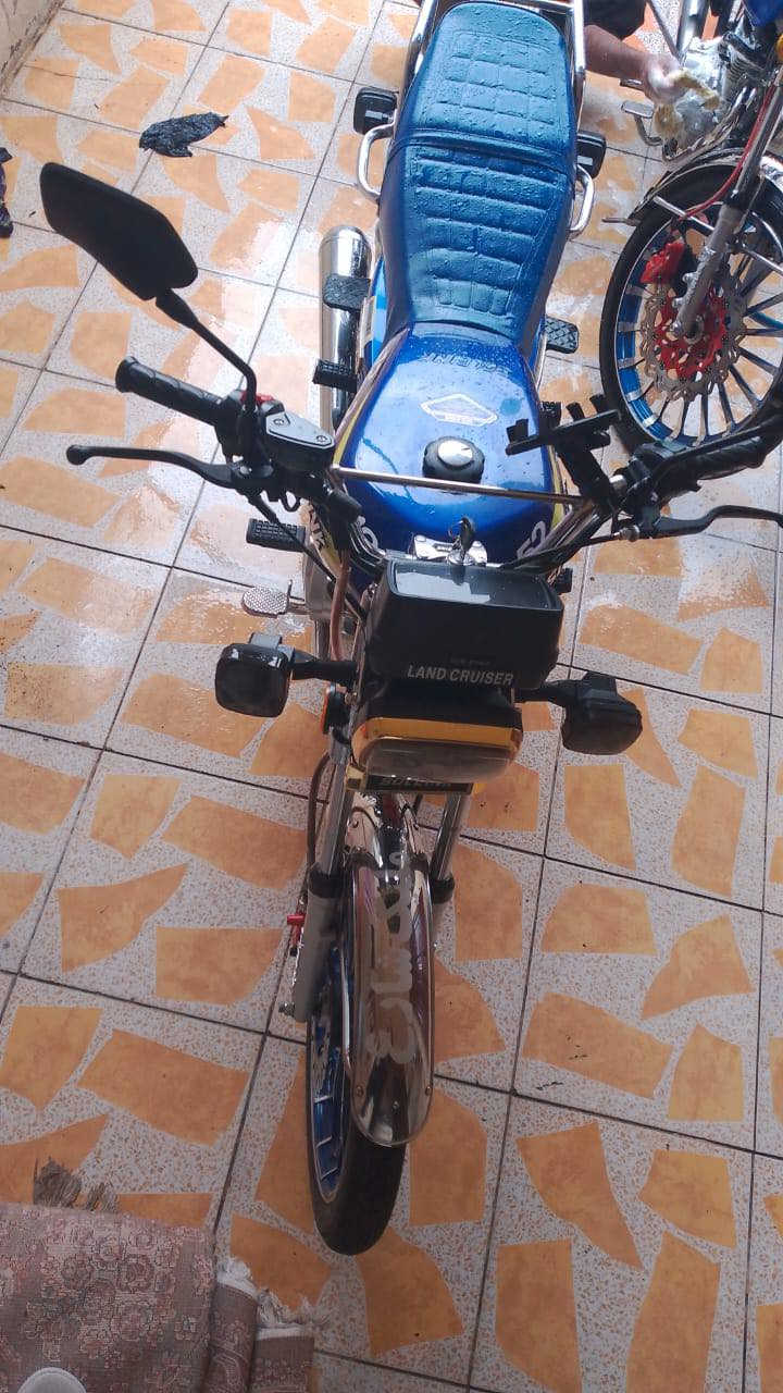 السلام عليكم 
موطور سولينك مشترى من الوكالة 
استخدام نضيف فترة قليلة
للبيع مستعجل لغرض السفر 
للاستفسار الرجاء التواصل على الرقم ***********
