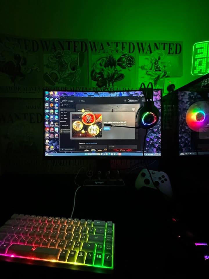 السلام عليكم ورحمة الله وبركاته
السلام عليكم 
Pc كامل للبيع 
مواصفات الكيس ⬇️
كارت الشاشة RTX 3050 6GB 
المعالج i5 10400F 
رامات 16GB 3200 
Hhd 1TB Ssd 256GB 
مذربورد H510M-B Pro 
الشاشة مقوسة حجم 24 
165 HZ براند Asus 
الاكسسوارات ⬇️
كيبورد + ماوس 
سماعة + ماوس باد 
UBS 850W
 
السعر : قيم واي واحد ينطيني السعر اللي يناسب ابيعلة

مكاني ديالى تقاطع القدس 
***********
