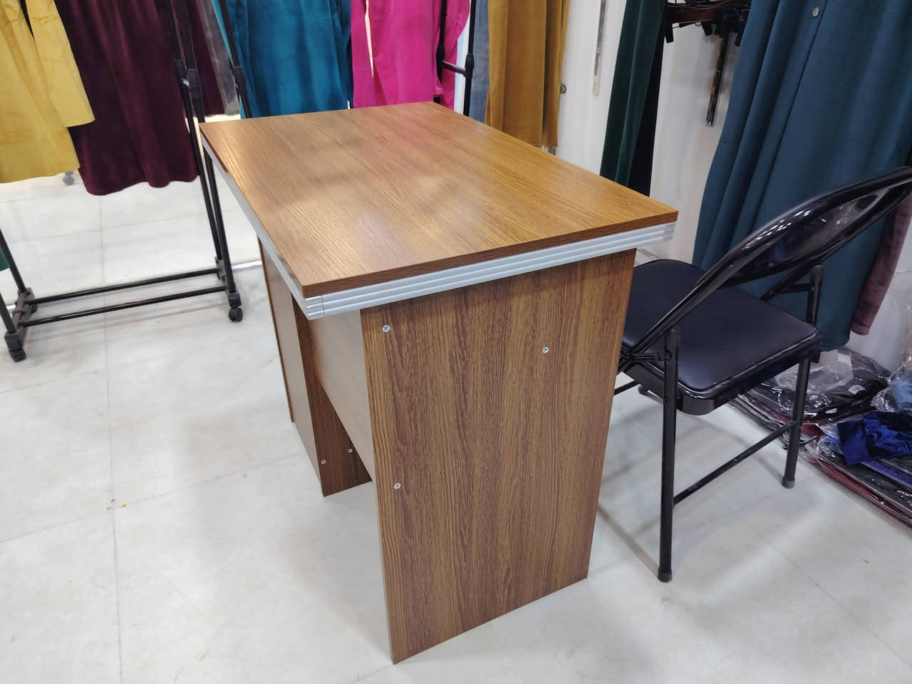 النجف الاشرف المدينه القديمه عماره الجيلاوي الجديده *********** سعر 50
