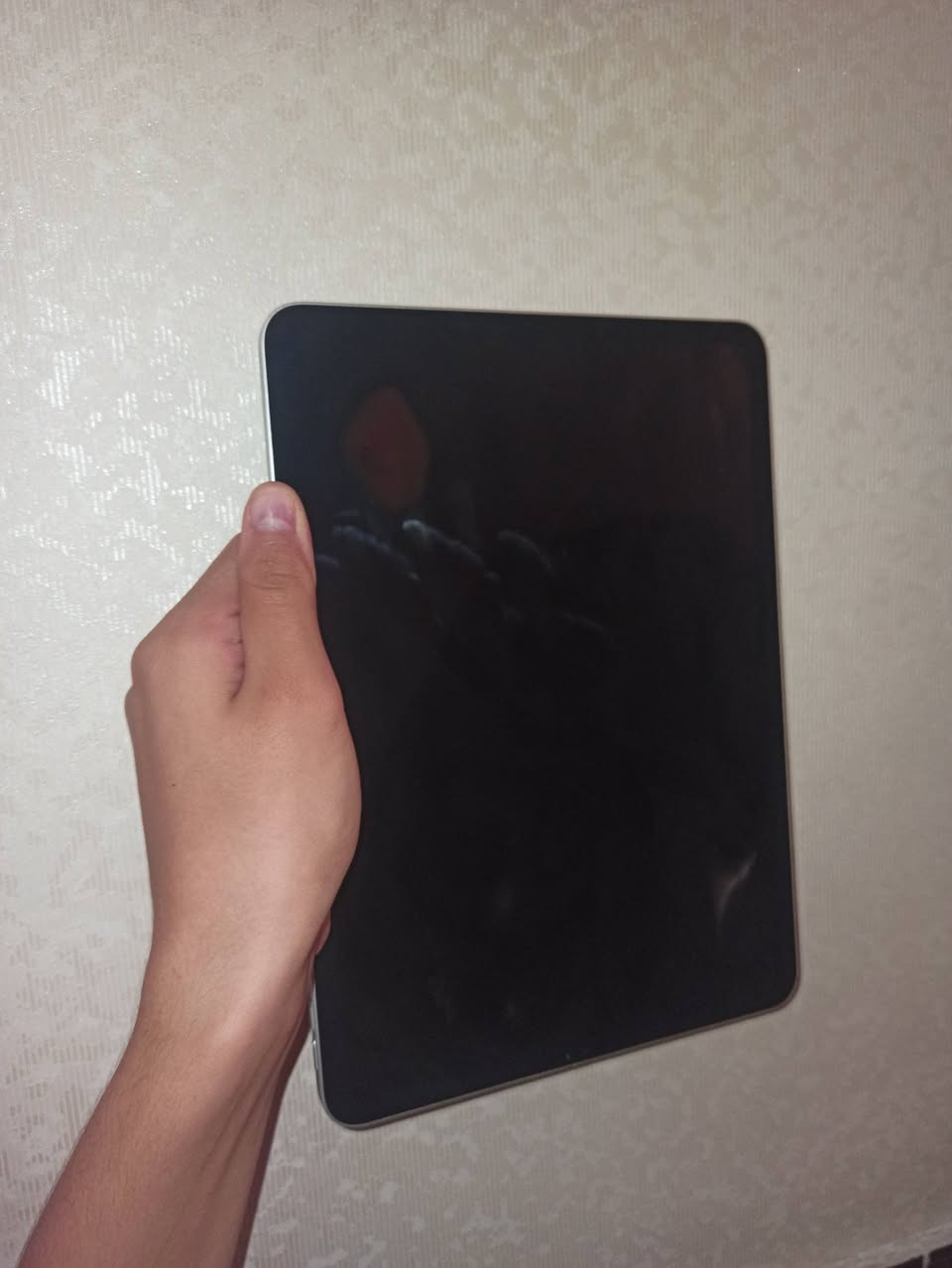 ايباد M2 2023 جيل رابع
كامل ملحقاته 
نضافه مثل متشوف صور 95
بطاريه 🔋87
مداخل صيانه ابد 
ايباد ممتعوب 
سعر💵690
رقمي ***********
