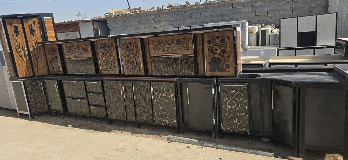 كاونتر جبير كلش تفصال ٨ قطع السطح مرمر ثقيل استخدام قليل 
عنوان
شطرة الحولي فرع محطة الكهرباء الجديدة مقابيل حسينية حامي الشمال((نبي الرحمة)) داخل الساحة***********
