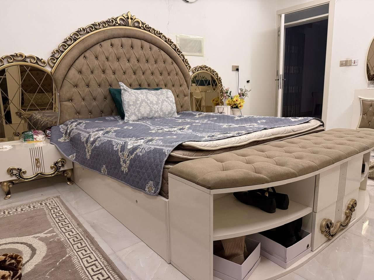 #غرفة_للبيع📌👇🏻
غرفة 8 قطع مع الدوشك نظيفة 💯
العنوان #اربيل_هولير_نوي📍للمزيد مراسلتي✅👍🏻


**إذا كنت صاحب هذا الإعلان وتريد حذفه لأي سبب، رجاءا أرسل رسالة إلى الدعم الفني**