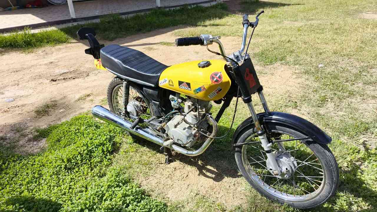 دراجه البيع كلك مديل 17 واذا اكو زعبوريه مراوس اراوس


**إذا كنت صاحب هذا الإعلان وتريد حذفه لأي سبب، رجاءا أرسل رسالة إلى الدعم الفني**