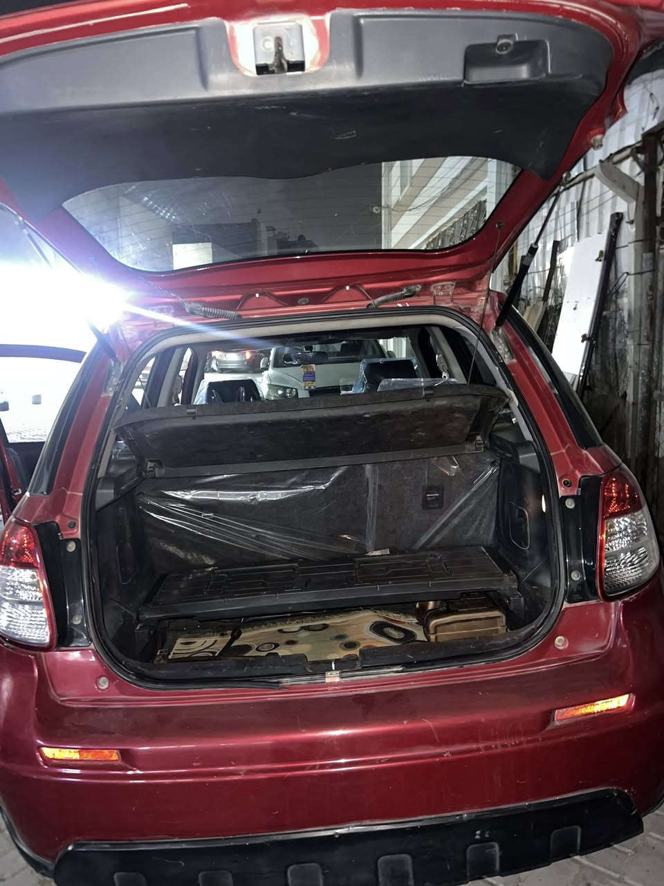 ساسوكي SX4للبيع موديل 2014 محرك 1600
رقم بغداد سنويه جديده السعر 68 ورقه وبيه مجال للشراي
العنوان بغداد جميله للستفسار ***********
