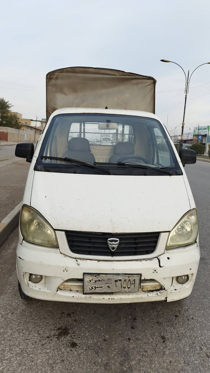 كيا هانڤي قمارة وربع  ورقم نينوى اصفر 
محرك +كير+طخمات+تايرات شرط
كهربائيات كلها شغال كشنات وارضيه جلد
مغلف جديد مكان سيارة موصل .
صاحب الشرعي موجود شرط تحويل بدون اي غرامات،الاتصال ☎️
☎️***********
☎️‏‪0771 823 4809‬‏
