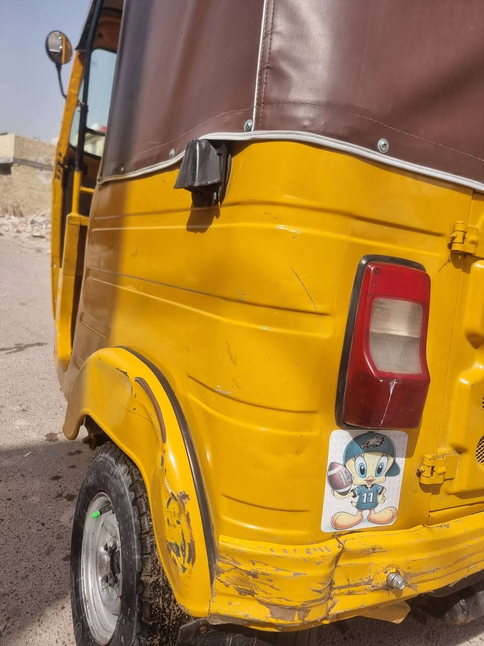 سلام عليكم تكتك البيع 19 شهر 9 رقم انكليزي تحويل ثاني يوم تكتك كامله من كلشي مكينه اكسن لا تنقيص لا تبخير مكينه ما مشروكه مابيه خياسات كهربيات كله شغاله تخم تاير جديد جادر جديد *********** مدينه الصدر حي الكوفه
