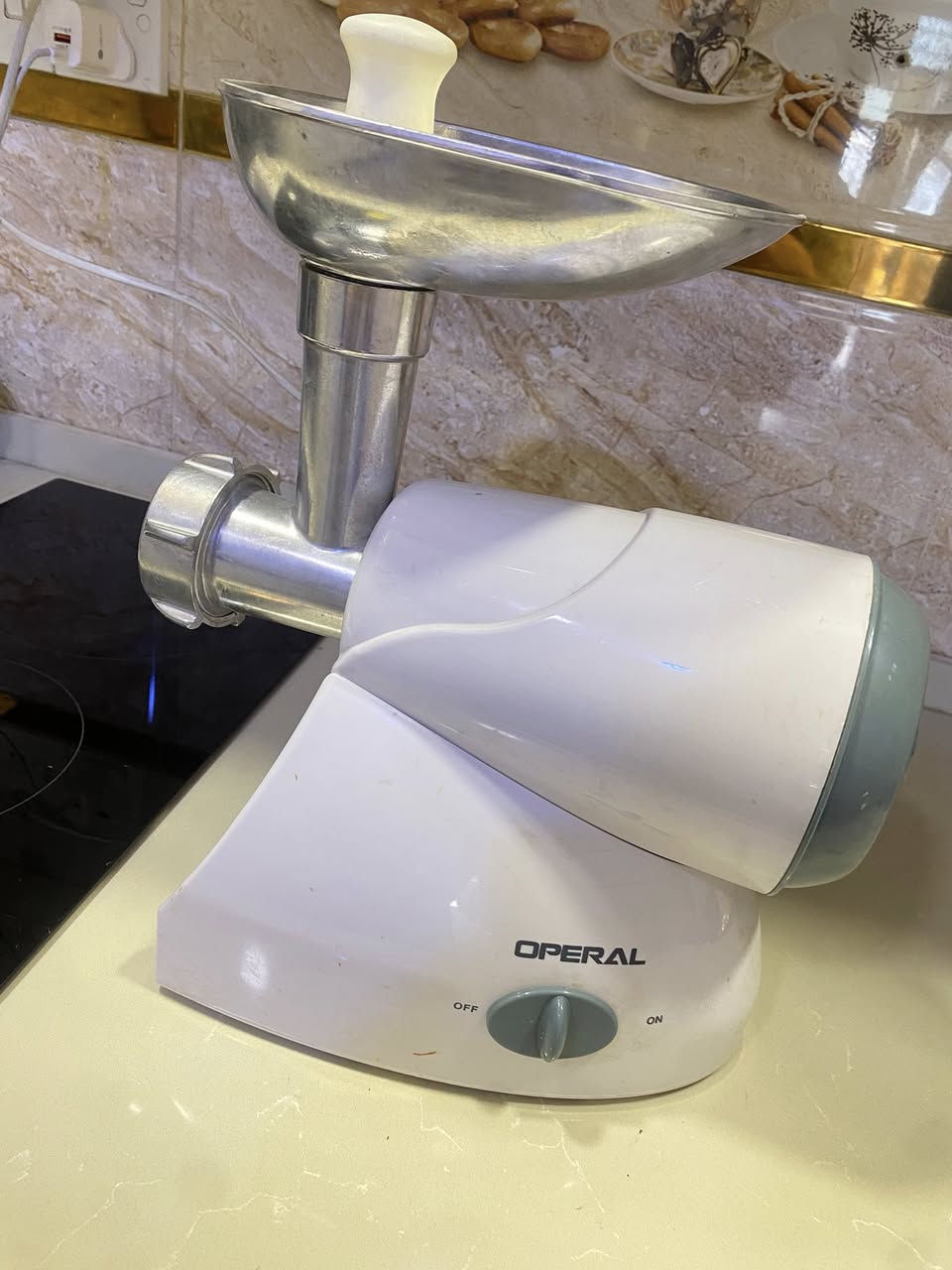 مثرامه جديده استعمال قليل تثرم كلشي لحم دجاج تمن كبه وخضروات ب٢٥ توصيل موحود شغاله تكدرين تفحصينه


**إذا كنت صاحب هذا الإعلان وتريد حذفه لأي سبب، رجاءا أرسل رسالة إلى الدعم الفني**