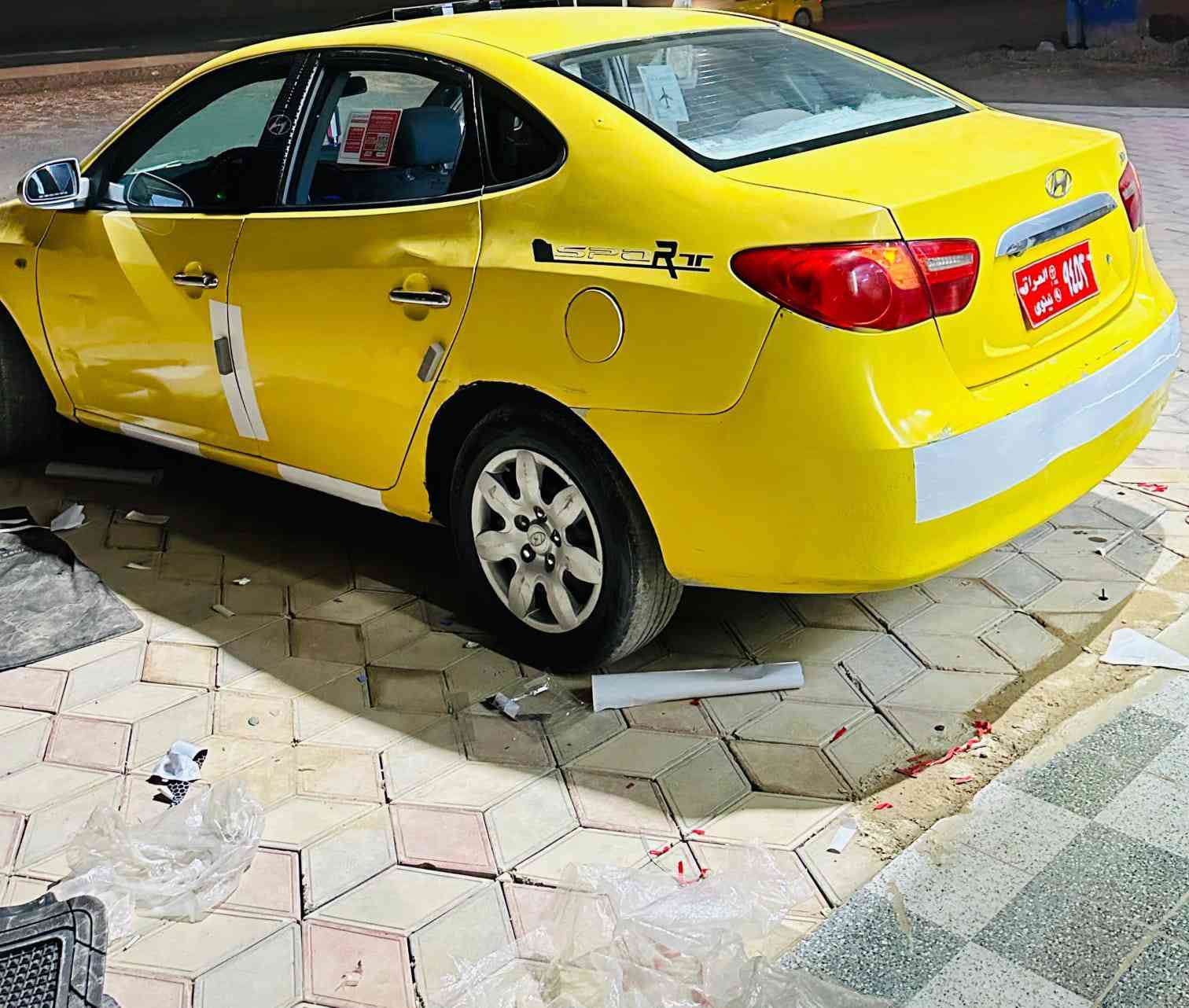 السلام عليكم
أڤانتي تكسي للبيع موديل 2010
محرك 16 دگشن عالي رقم نينوى شرط التحويل 
خاص ماجاوب السعر 85 وبيه مجال
تفاصيل اكثر اتصل***********
