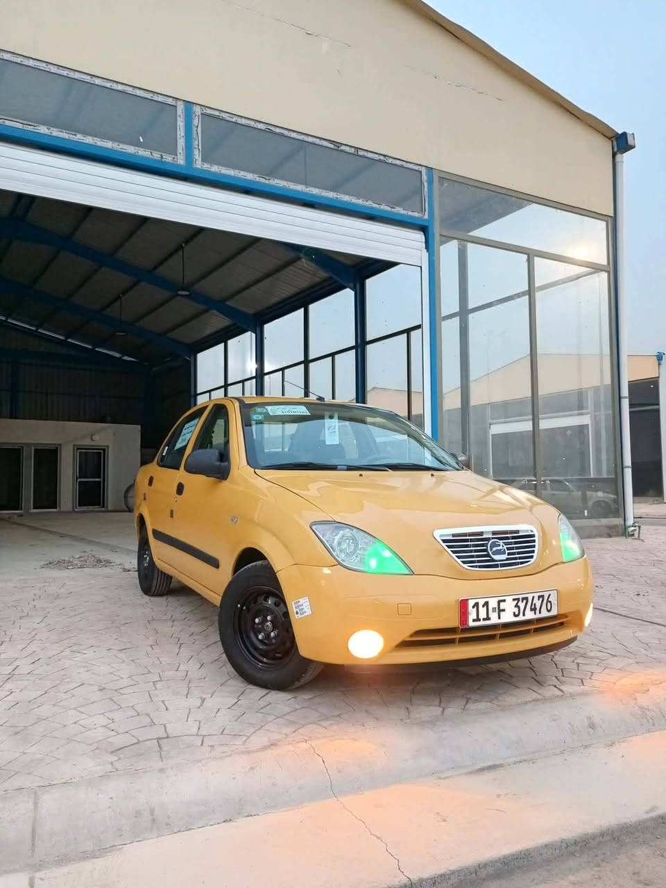 سلام عليكم🤚
سياره طيبه موديل 16 
مكفوله ضربه وصبغ 
حداديه جديده 
سنويه 29
مكفوله مكينه وكير ومحرك
تبريد عايز غاز
العنوان بلديات 
الاستفسار داخل الرقم
***********📱
