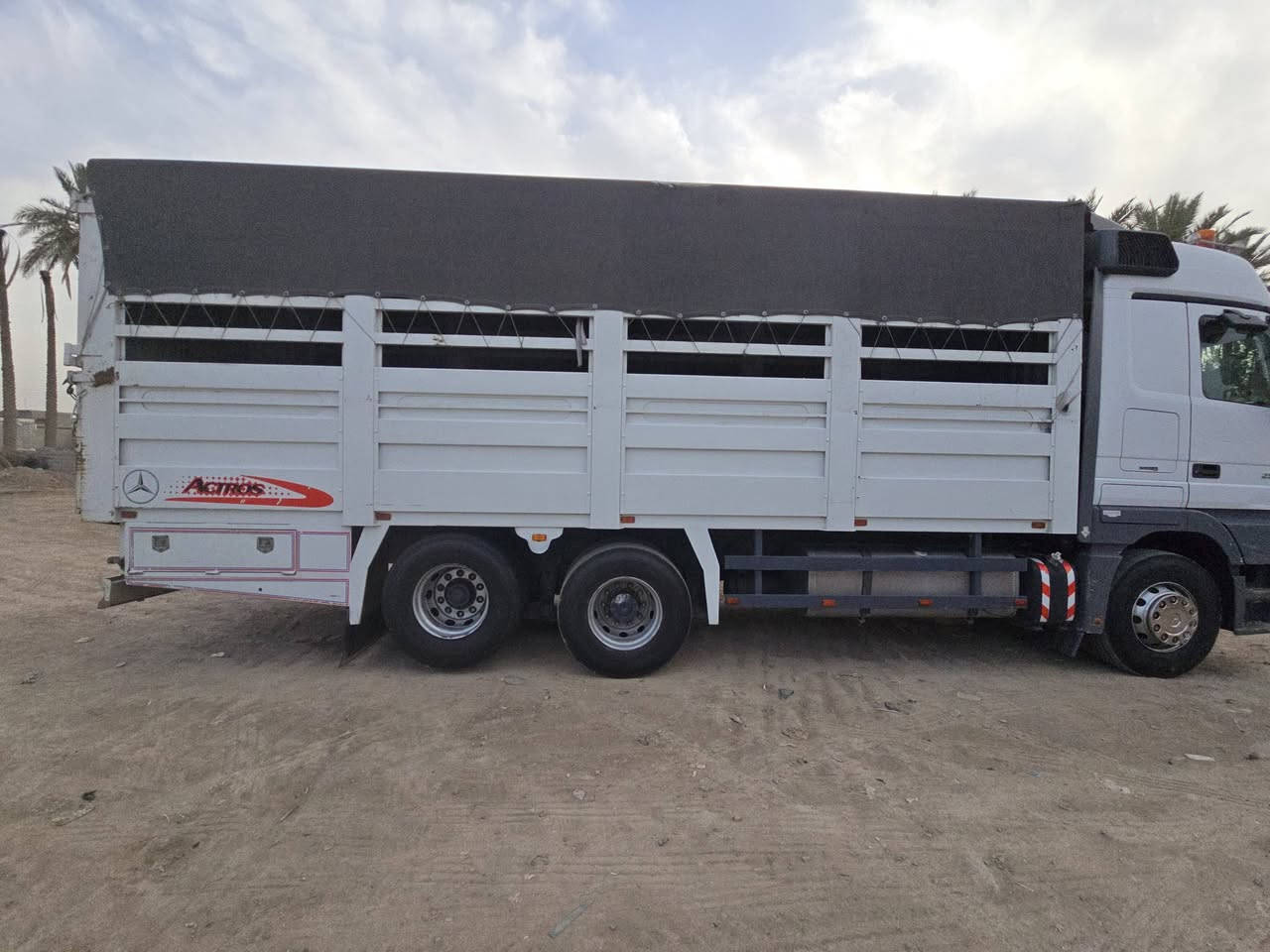 للبيع بدي قفص طول ٧/5بريص 4/5ارتفاع٢٦٥ياخذ سبعات(***********)(***********)بابل ناحية ي
