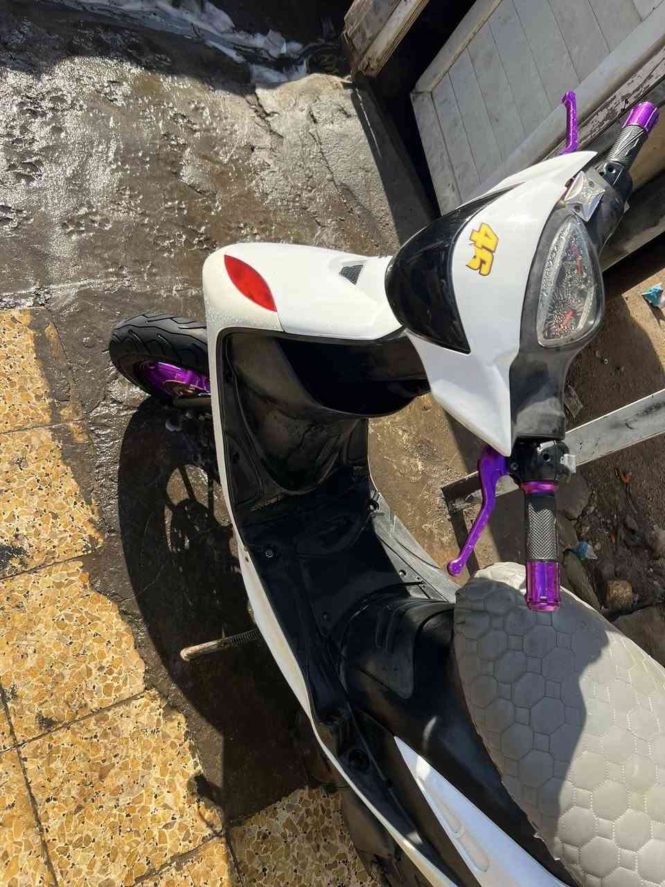 سلام عليكم ماكس عدله البيع دراجه كلشي مزود بيه مكينه 55كلجات امامي وخلفي رياضي ويلات رياضي ثقيل كفرات أربعه ولف مختنكه من تزويد سعر 750وبيه مجال عنوان بصره ابو الخصيب حمدان رقم ***********
