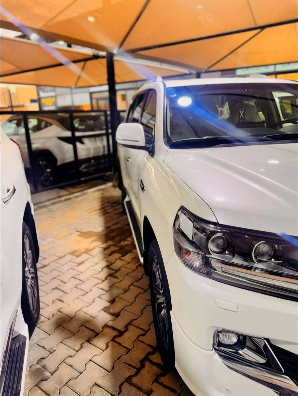 لاندكروز 2020 ساز  فول مواصفات
رقم بغداد  باسمي سنويه وهزه جديد 
محرك ٦ سلندر 4000 ماشيه 61الف  
السياره مكفوله كفاله عامه 
السياره عليها ادامه كامله 
شاشه ليزرية العدادات 
تشغيل عن بعد
‏مرايه جانبيه قلاب
لايت اسود بلاد
‏دوسات لزيريه 
‏‏- دفع رباعي
‏‏- هوك بلادي 
‏‏- نظام مانع للانزلاق 
شاحن وايرليس
‏‏النظام المساعد على نزول المنحدرات 
‏‏- تشغيل بصمة 
- خمسه بصمات ابواب
- باب خلفي كهرباء بلادي 
‏‏- دخول ذكي
‏‏- مثبت سرعة
‏‏- فتحة سقف
‏‏- فول تحكم ستيرين
‏‏- شاشة ملاحة باللمس
‏‏- كاميرا خلفية 
‏‏- مقاعد كهرباء
‏‏- مرايا شفط
‏‏- اشارات بالمرآة
‏‏- كشافات ضباب
‏‏- زراك لايت 
‏‏- فرامل مانع للانزلاق
‏‏- حساس امامي خلفي 
-3شاشه بلادي اصل 
الاستفسار الاتصال
***********
