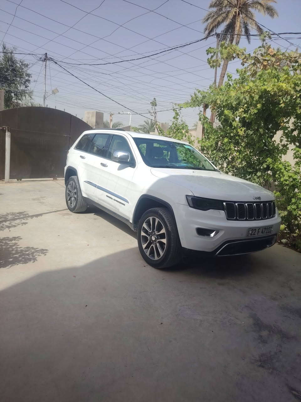 جيب لاريدو مديل 18 فول 1/1 للأخير خليجية مكفولة من ضربة والصبغ بيع او مراوس بشمالي
العنوان ديالى

***********
