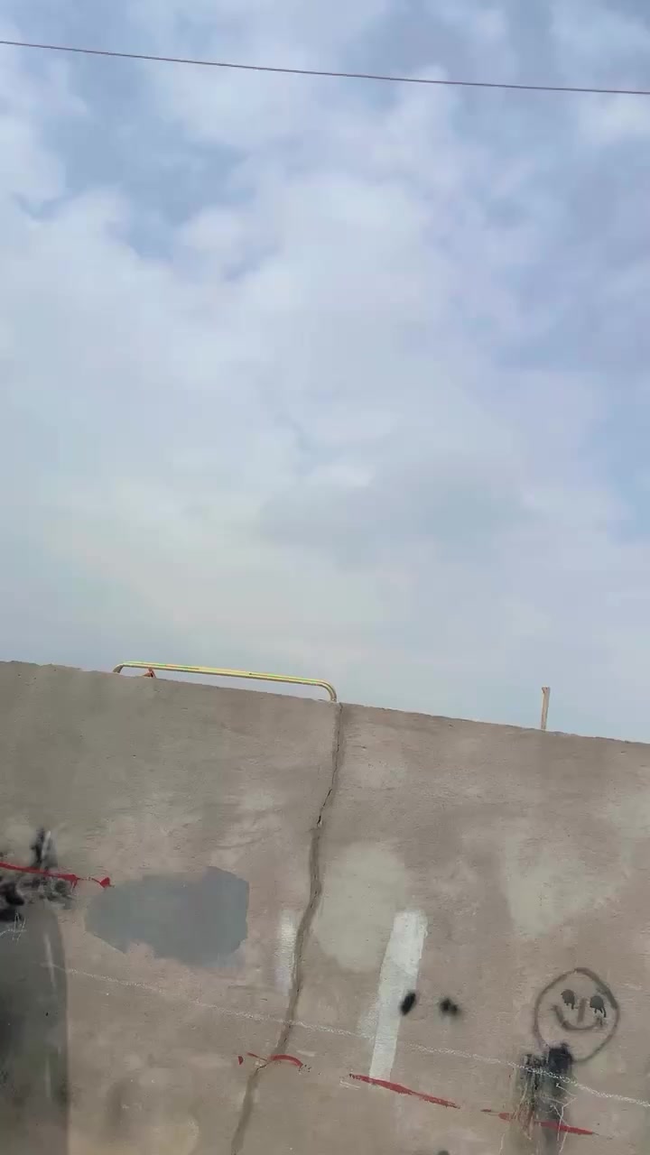 ‏الشباب السلام عليكم طبعا مرخصة صاحب الجروب شلون للبيع موديل 2009 سيارة فول مواصفات Gare مقفولة من كل شيء الشعور خاص ￼اتصل على الرقم للبيع***********￼ و الله
