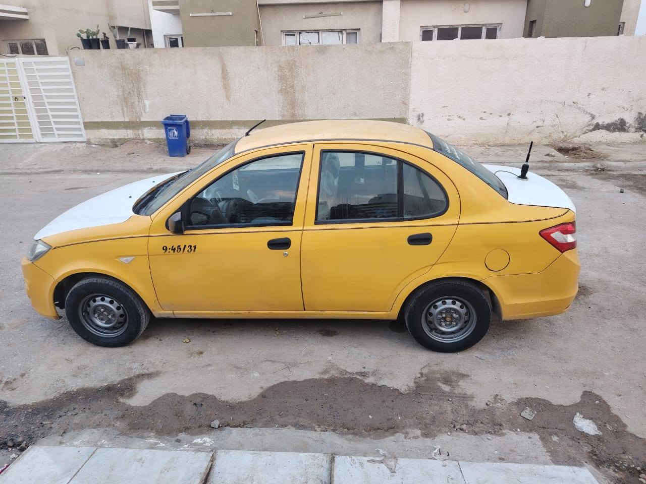 سلام عليكم سياره ساينه البيع مديل 2019السياره ماشيه 105مال بيت السياره كفاله ما عده بارد قليل بل قبق البانزين ورشت صبغ علا كد شبر وباب العبري شوي بي خياس رقم ميسان سنويه ال2028 مصفره هيا غرامات مكينه كير تبريد تدفهه لايت عالي ناصي شمسي واسف عل تطوله بس لازم اذكر البيه***********هاذ رقمي واتساب فقط واني خادم
