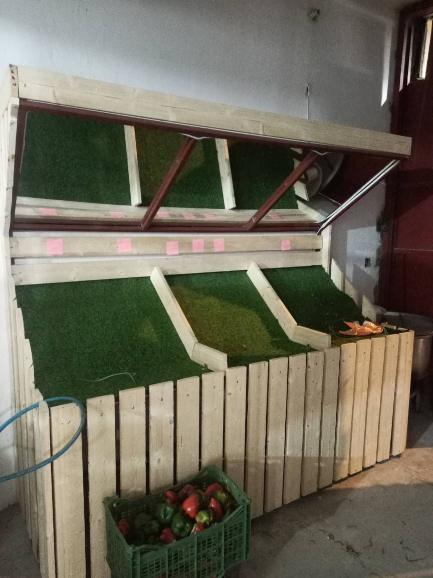 سلام عليكم عارضات مخضر جدد ستعمال قليل كلش تفصال حديد وخشب  سعر مليون و 500
 عنواني كربلاء شارع المحمديه *********** كربلاء, العراق
