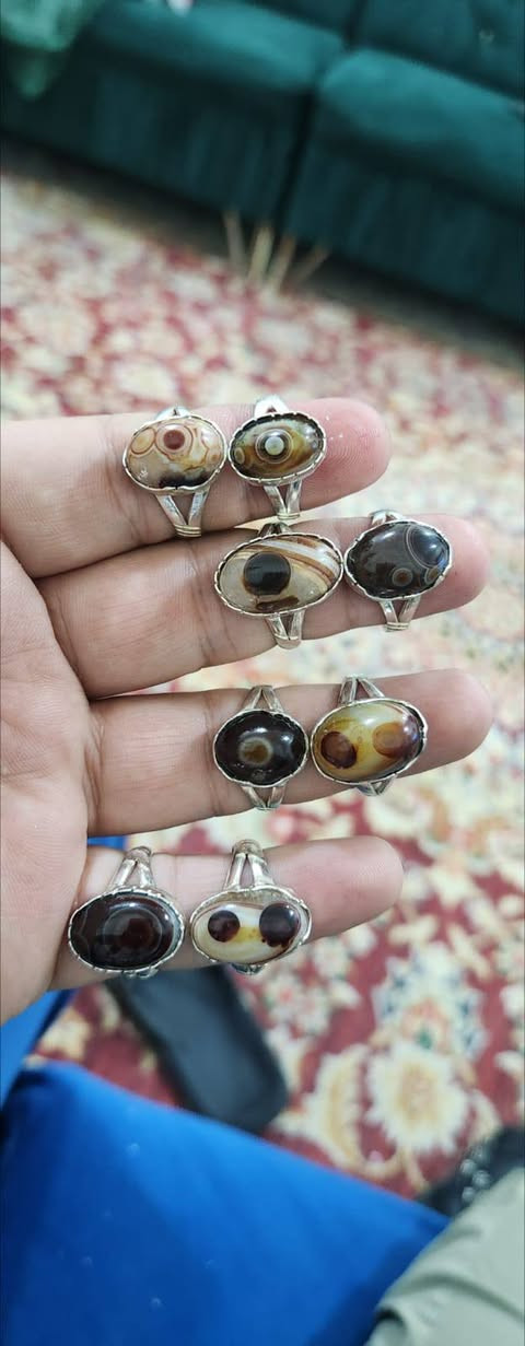 شلع 8 قطع
سعر القطعه 22 فقط


**إذا كنت صاحب هذا الإعلان وتريد حذفه لأي سبب، رجاءا أرسل رسالة إلى الدعم الفني**