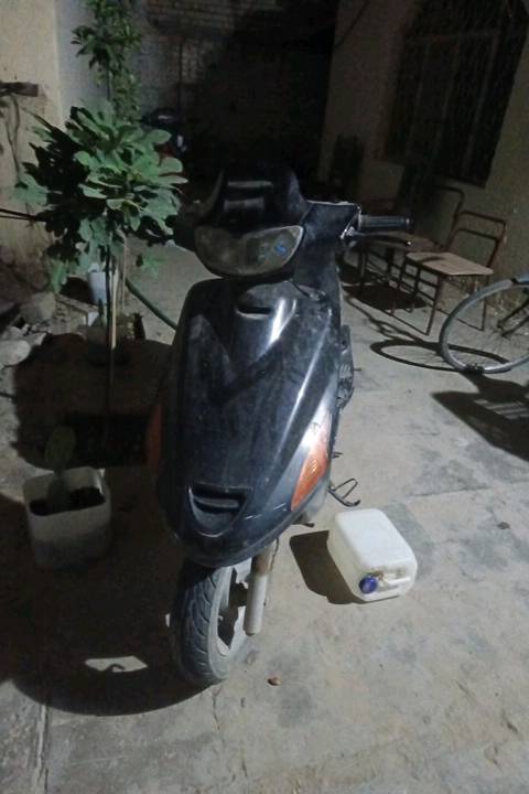 سلام عليكم دراجة فراشة للبيع تشتغل نطفت فجئة هندر مالته صار خفيف عوزهة ولفات 
مكاني دواني قضاء شامية ابيع كوم حديد  
