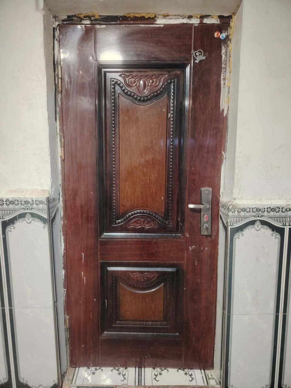 بيبان خشب مع باب حديد مع باب الألمنيوم للبيع مستخدم نضيف كلمن وسعره كاملات مع الملحقات مكاني غراف تواصل ع الخاص


**إذا كنت صاحب هذا الإعلان وتريد حذفه لأي سبب، رجاءا أرسل رسالة إلى الدعم الفني**