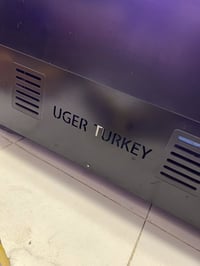 عارضه للبيع نضافه ٩٨ ٪ طول ٢متر عرض ٩٥سم تحمل ١٥ بلانك كبير عارضها ٢,٠...