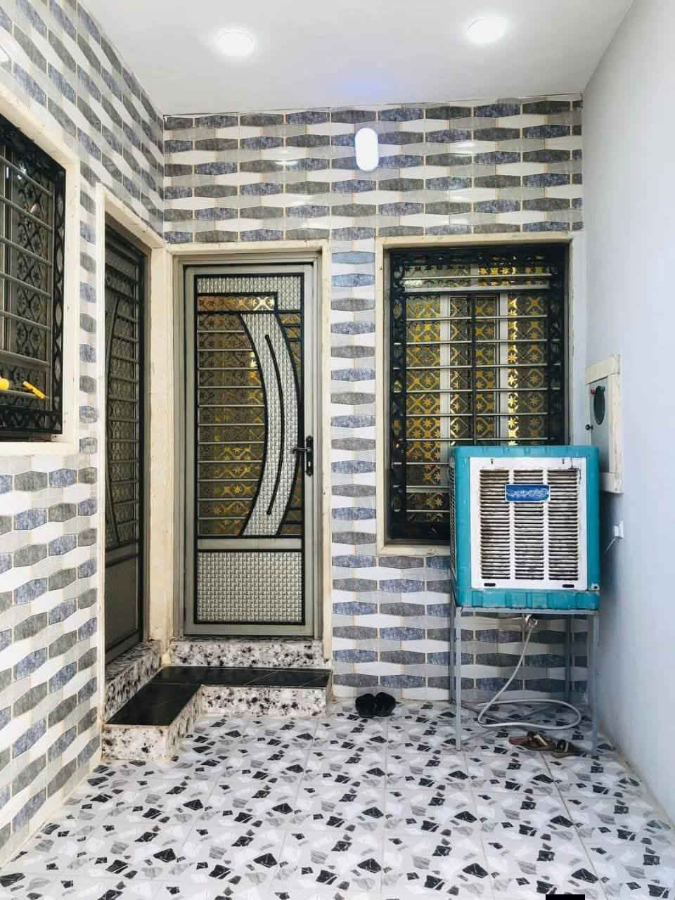 بيت للبيع ✅حي الانتصار شارع 60 مقابل كاسر الاسعار✅المساحه100✅طابق ونص✅يتكون من غرفتين نوم ودبل هول وستقبال ومطبخ ومشتملات✅ سند طابو الزهور شرط التحويل✅
السعر 88 وبي مجال بسيط ✅ للاستفسار الاتصال على الرقم التالي ✅ 

*********** وتساب
