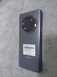 هونر X9c • ذاكرة ٢٥٦ • رام ١٦