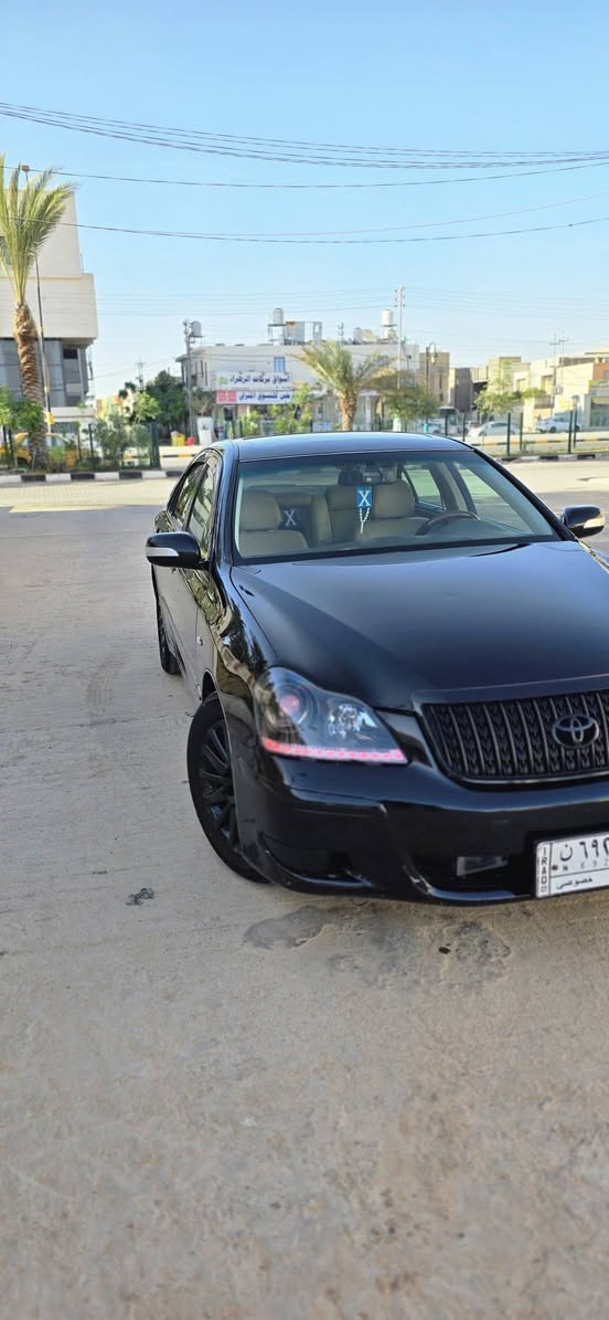 اعادة النشر بسبب الوعود الكاذبه (امسح المنشور اني جايك) 
TOYOTA CROWN MAJESTA👑
للبيع تيوتا ماجستا. 2007 
اصولي💥 شرط المداور قرار 48
الون اسود ملكي  
رقم بغداد شرط المداور راعيها موجود 
كص قماره فقط 
المواصفات👇 
5دكم 
تحويرة نجف فوك وجوه 
✅ محركها V8 الحجم 4300
✅ كشنات جلد بيجي المرغوب
✅ تبريد امامي خلفي3قطع.
✅ 3قطع بردات خلفيه.
✅ اربع كشنات كهرباء.
✅ 5بصمات ابواب+بصمة تشغيل+ صندوك شفط 
✅ كشنات خزن ميموري.
✅ حساسات  امامي وخلفيه
✅ كامره خلفيه 
✅ بگ لايتات لد اصل.
✅ ثلاجة
✅ مري ترحيب عند الاقتراب+اشاير بالمري والجملغات.
✅ ستيرن كهربائي 
✅ مري كهرباء+هيتر♨️
✅ تحكم ستيرن+كروز تثبيت سرعه.
✅ جنطه جكات كهرباء شفط.
✅ السياره بيه 3 رادار اصل
✅السنويه لل 27 
وباقي المواصفات المعروفه لل5دكم.
والسياره جاهزه على اخر حبايه.
والسياره بالواقع اجمل من الصوره📷.
العنوان النجف الأشرف 
للاستفسار📞***********
السعر 152 وبيه مجال قليل او مراوس بأقل
