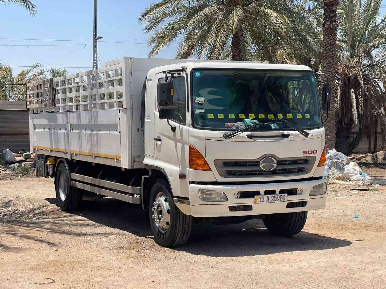 السلام عليكم هينو شيطان 8برغي فحل ايسر بلاد ماليزي الموديل 2008 اصل رقم بغداد انكليزي 4طن هزه جديده سنوية توه مجدده لل 2031بسمي تحويل مباشر السيارة ماشية 245الف مكينة جديده لاتنقيص ولا تبخير 80عادي كير سوبر 82اكسل سوبر  كلج جديد تخم بنزات جديد تخم تاير22ونص Gtجديد  بريك فراك امامي خلفي سايد برك هواء طول السيارة 7امتار اله15سانتيم تبريد ثلج ❄️ دواخل حيل حلوه  بدي الماني كاعيه خشب وحديد 
وبعد بيه تفاصيل
مكاني بغداد الشعلة 
***********
***********
