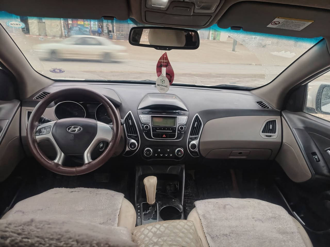 ***********
سەلامی خوالەهەموو لایەک 
هۆندای تۆکسۆن 2014
ڕەقەم سلێمانی تازەکراوەتەوە بەناو خۆمانەوەیە 2029تازەیە
دوو پارچەبەس پەمپ چەمەلەخی پێشەوە سەکن وبۆنیتەکەی مەکینەی نەکراوەتەوە 
مواسەفات فوولە بەس پانۆرامانیە 
شوێن سلێمانی 
سعر 153گەڵا 
تکایە نامەمەنێرە گەر مووشتەریت تەلەفۆنکە
