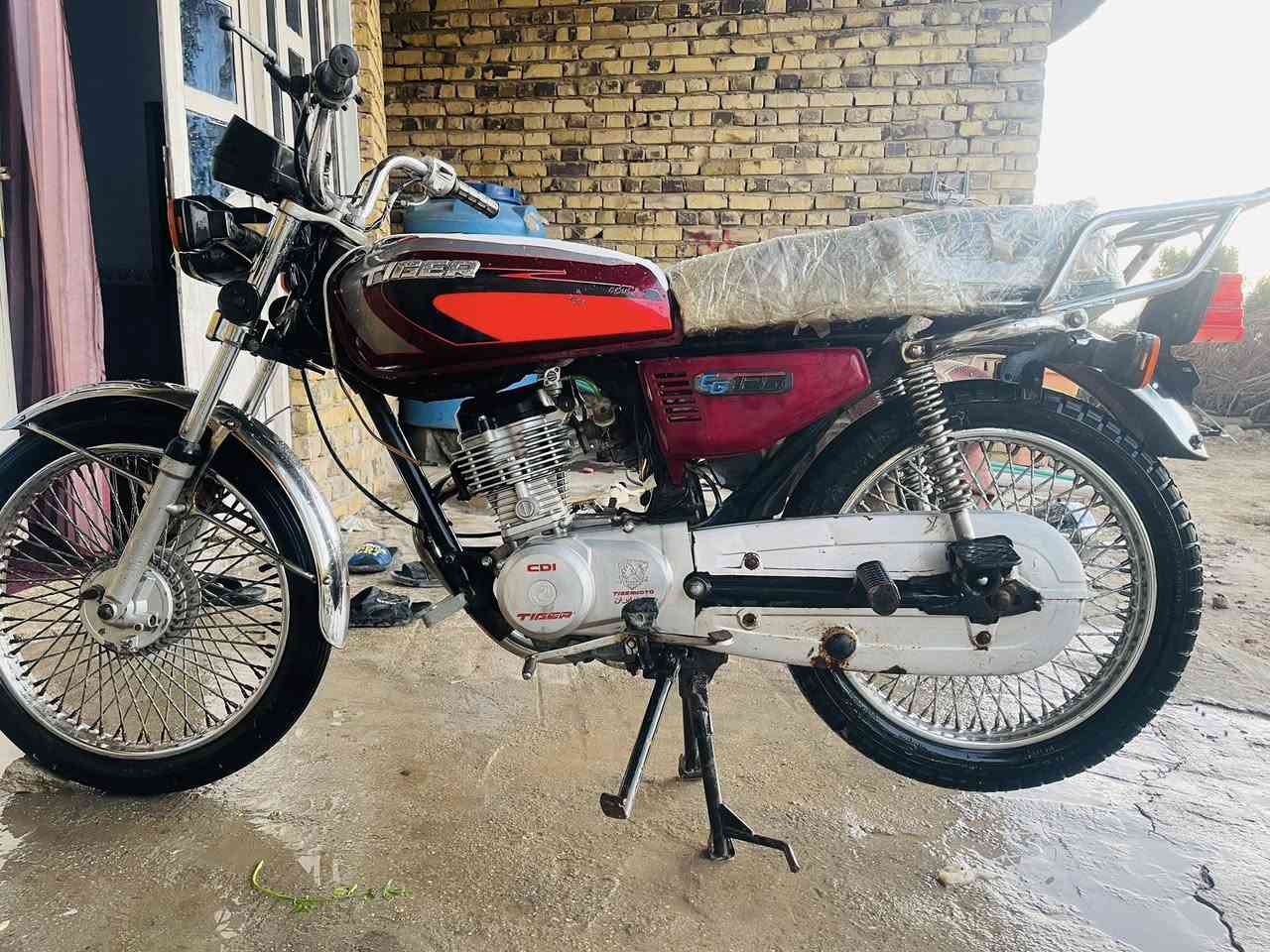 يالله سلام عليكم تايكر 2021 آوراق دراجه حلوه وتخبل وسعر بلاش دراجه كهربائيات شغاله حلوه وناعمه سعرها 425 ومتوازي عله بيعتها لان محتاج اوراقها كامله 5 آوراق دراجه تخبل وشراي يتصل وخادم ***********
